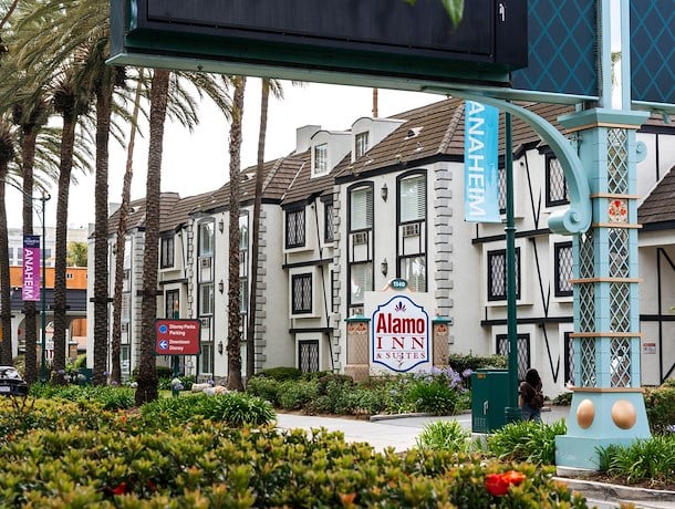 Alamo Inn and Suites — photo 15 of 60